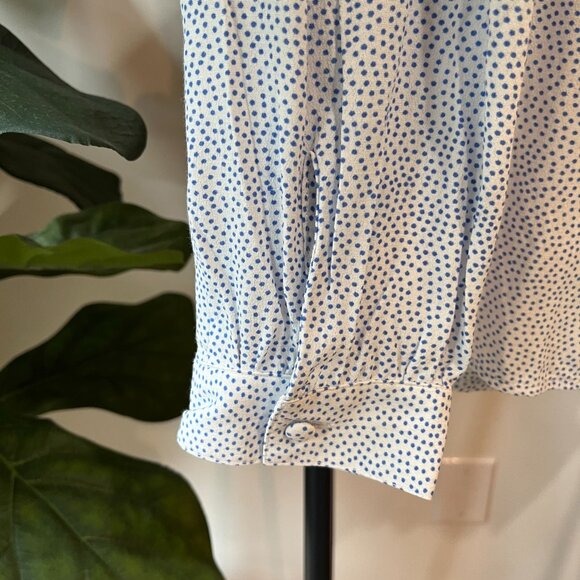 NWT Rolla's Lily Blouse Blue Micro Dot Print Ruffle Front Long Sleeve Size 12/L - Picture 5 of 7